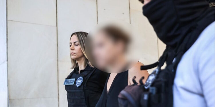 Αγία Παρασκευή: Τη Δευτέρα απολογούνται η πρώην σύζυγος και οι συνεργοί της για τη δολοφονία του Πολωνού καθηγητή – Αρνείται κάθε εμπλοκή η 43χρονη