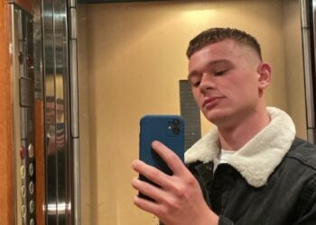 Αγρίνιο: «Βρήκα όρθια την κόρη μου να ουρλιάζει» λέει ο πατέρας της 17χρονης που τραυματίστηκε στο φονικό τροχαίο