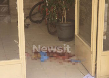 Γυναικοκτονία στον Βόλο: Άνδρας δολοφόνησε την σύζυγό του και τράπηκε σε φυγή