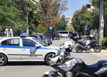 Γυναικοκτονία στο Χαλάνδρι: 47χρονη δολοφονήθηκε με μαχαίρι από 28χρονο