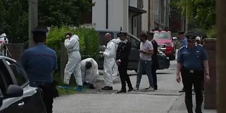 Φρίκη στην Ιταλία: Σκότωσαν, διαμέλισαν και έθαψαν στον ασβέστη 35χρονο – Χειροπέδες στη μητέρα και τη σύντροφό του