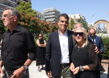 Χρυσόστομος Σταμούλης: Δάκρυα στην κηδεία του καθηγητή της Θεολογικής Σχολής του ΑΠΘ