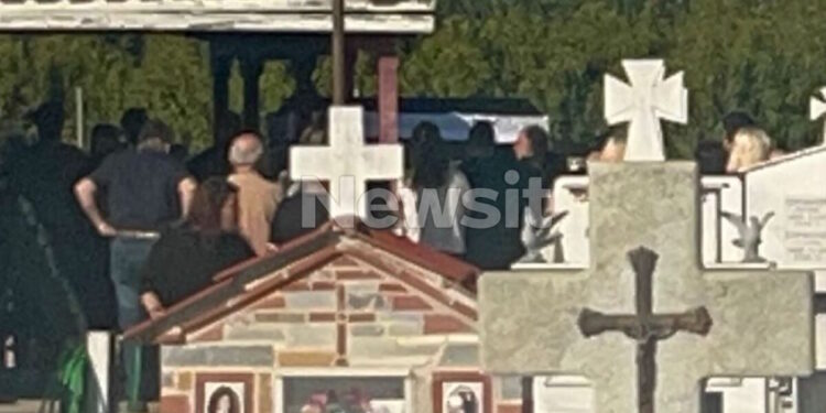 Δολοφονία στη Σκύδρα: Σε βαρύ κλίμα η κηδεία του 72χρονου – Την Πέμπτη η απολογία του 76χρονου δράστη