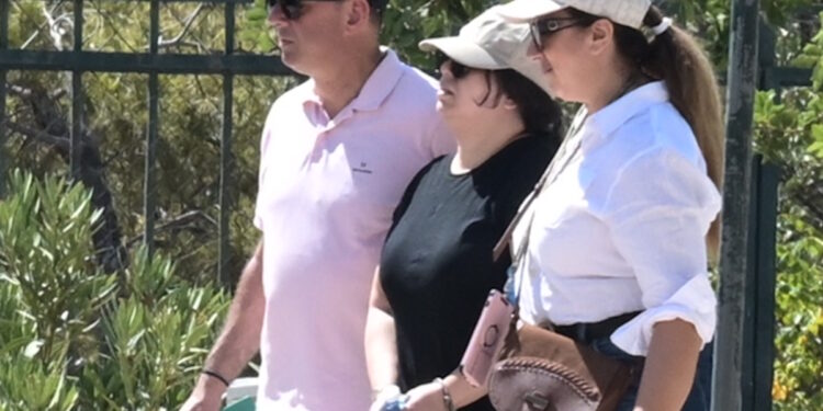 Καλλιακμάνης για Παλαιό Φάληρο: Έσπρωχνε το παιδί βαθιά στη θάλασσα κι αυτό προσπαθούσε να πάει κοντά της