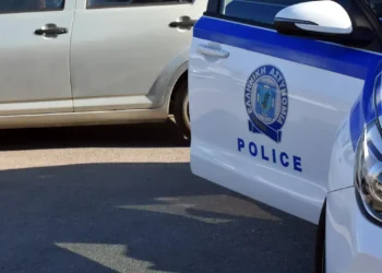 Αρτέμιδα: Αστυνομικός παρέσυρε με το αυτοκίνητό του πεζό και τον σκότωσε