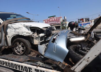 Δύο νεκροί σε διαφορετικά τροχαία μέσα σε λίγες ώρες σε Αγία Παρασκευή και Πέτρου Ράλλη – Σοκαριστικές φωτογραφίες