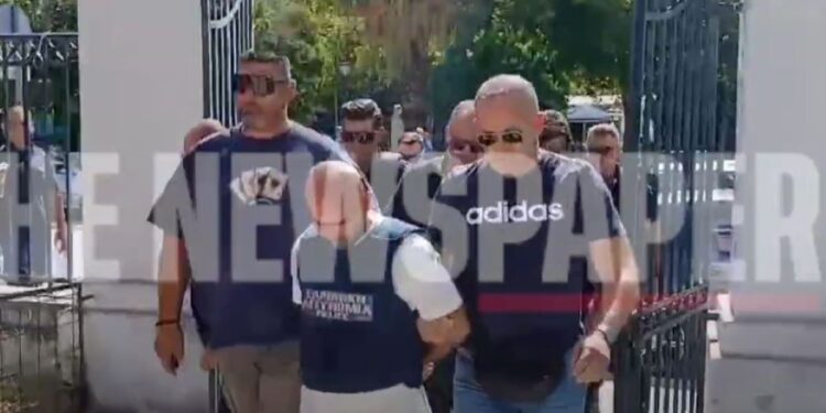 Βόλος: «Μετανιωμένος ο 40χρονος για τη δολοφονία της συζύγου του» λέει ο δικηγόρος του – Ψάχνουν το όπλο του εγκλήματος