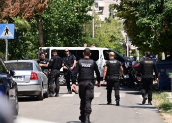 Χαλάνδρι: Έσπασε το μαχαίρι από τη μανία του δράστη – Πήρε άλλο και αποτελείωσε την 47χρονη