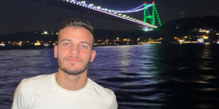Θρήνος στην Κεφαλονιά με τον θάνατο του 23χρονου Νίκου που έπεσε σε γκρεμό