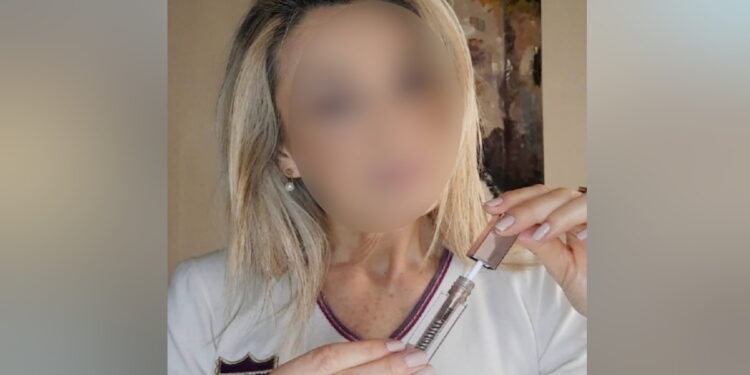 Δολοφονία στη Θεσσαλονίκη: «Σφίγγα» ο 50χρονος για τον λόγο που σκότωσε την 59χρονη αδελφή του – Το σημείωμα που είχε αφήσει στην πολυκατοικία