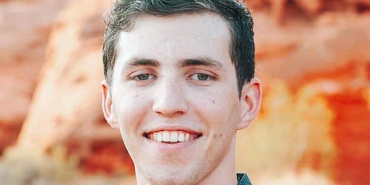 Τσάρλι Κερκ: Απαγγέλθηκαν κατηγορίες στον Tyler Robinson για τη δολοφονία του – Αντιμέτωπος με τη θανατική ποινή