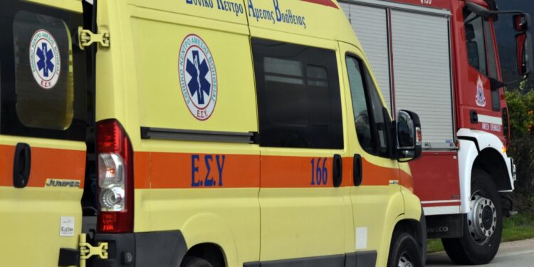 Τροχαίο δυστύχημα στο Μενίδι: Νεκρή 46χρονη οδηγός μετά από ανατροπή του αυτοκινήτου της