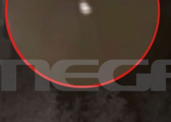 Φοινικούντα: Η στιγμή που ο δολοφόνος αποχωρεί με το σκούτερ από το κάμπινγκ μετά το έγκλημα – Βίντεο ντοκουμέντο