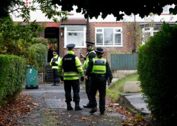 Βρετανία: 22χρονος σκότωσε  45χρονος σε τριπλή επίθεση με μαχαίρι – Κατηγορείται και για απόπειρα δολοφονίας σε βάρος ανηλίκου