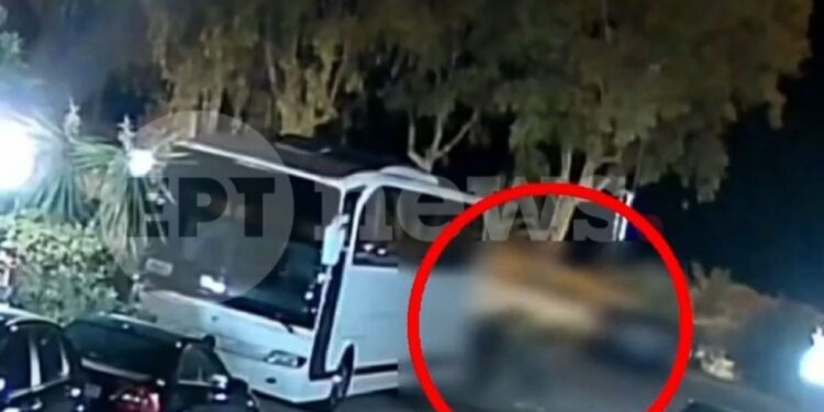 Πάτρα: Ξεσπά η αδερφή της δολοφονημένης Γαρυφαλλιάς – «Καμία γυναίκα δεν είναι μόνη, η κοινωνία είναι έτοιμη να ακούσει»