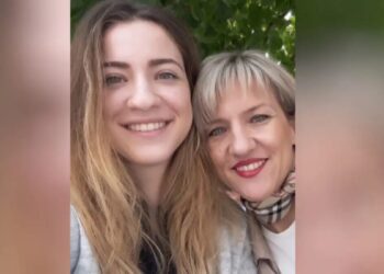 Δολοφονία στην Φολέγανδρο: «Ο δράστης προσπαθούσε 30 ώρες να κρύψει τα ίχνη του», λέει η μητέρα της Γαρυφαλλιάς