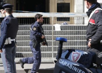 Φρικτή δολοφονία στην Ιταλία: Μητέρα έκοψε το λαιμό του 9χρονου γιου της με κουζινόμαχαιρο