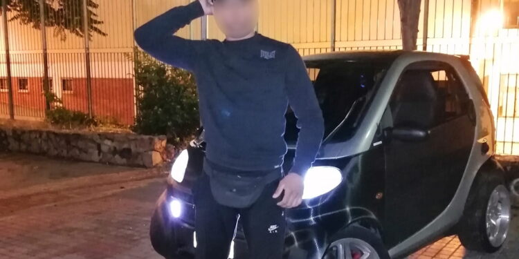 Νέος Κόσμος: Ίχνη στραγγαλισμού στον 58χρονο οδηγό – «Ο 29χρονος με εκβίαζε» λέει ο πατέρας του 21χρονου