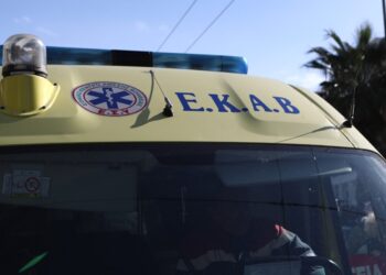 Θεσσαλονίκη: Νεκρός 35χρονος μετά από σφοδρή σύγκρουση ταξί με μηχανή