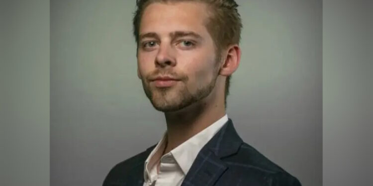 Φρίκη στην Βρετανία: Γόνος πλούσιας οικογένειας δολοφόνησε την σύντροφό του με κουζινομάχαιρο – Την κατηγόρησε ότι του επιτέθηκε πρώτη