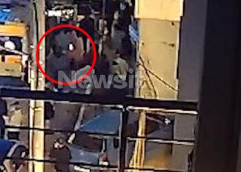 Λούτσα: Βίντεο ντοκουμέντο από τη στιγμή που ο 29χρονος ζητάει από τους διασώστες να εξετάσουν το αυτί του ενώ είχε σκορπίσει τον θάνατο