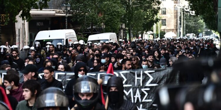 Αλέξανδρος Γρηγορόπουλος: Χωρίς επεισόδια ολοκληρώθηκε η πορεία στη μνήμη του