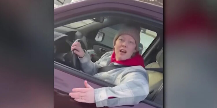 Μινεάπολη: Νέο βίντεο από την εν ψυχρώ δολοφονία της 37χρονης από ένοπλο της ICE – «Δεν πειράζει φίλε, δεν σου έχω θυμώσει»