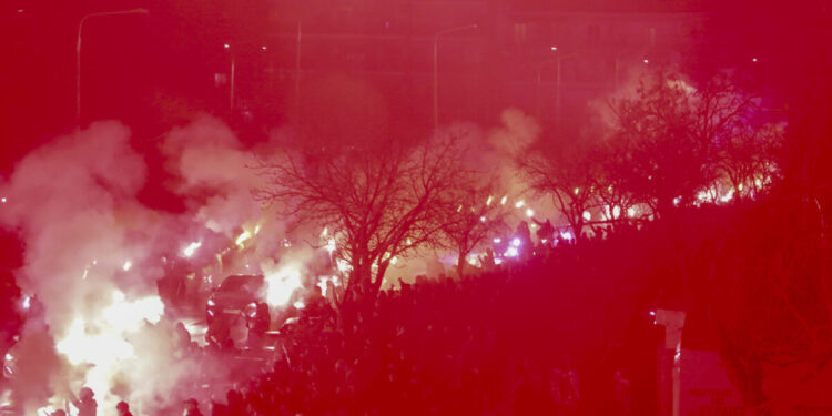Δάκρυσε η Θεσσαλονίκη για τους 7 νεκρούς οπαδούς του ΠΑΟΚ: Σπαραγμός στην Τούμπα στην συγκινητική τελετή αποχαιρετισμού