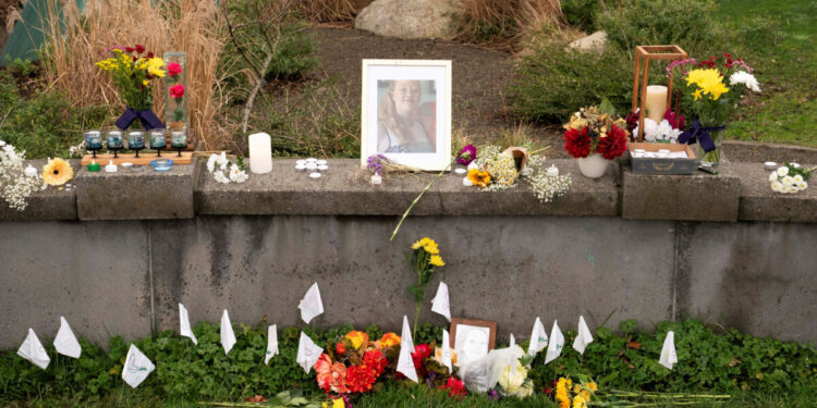 Από τον Τζορτζ Φλόιντ στη Ρενέ Γκουντ: Γιατί η δολοφονία της νεαρής μητέρας δεν ξεσήκωσε τον αμερικανικό λαό