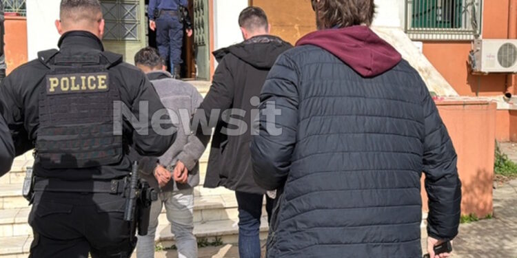Αλεξανδρούπολη: «Ερχόταν και έβρισκε παιδιά» λέει ο πατέρας του 21χρονου, κατηγορούμενου για τη δολοφονία του 84χρονου