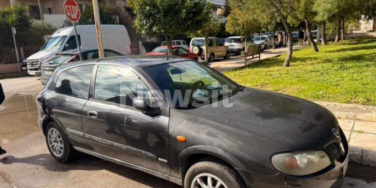 Ελευσίνα: «Μαμά μου, άνοιξε τα μάτια» φώναζε η 44χρονη που έκανε όπισθεν και σκότωσε τη μητέρα της – Η συγκλονιστική μαρτυρία γειτόνισσας