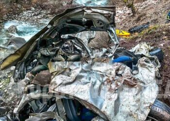 Ευρυτανία: Γυμνή και ακέφαλη βρέθηκε η σορός του 59χρονου που το αυτοκίνητό του έπεσε σε γκρεμό 300 μέτρων