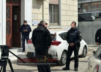 Καρδίτσα: Στον εισαγγελέα οδηγήθηκαν οι ανήλικοι για τη δολοφονία του τραγουδιστή Γιώργου Τσιτόγλου