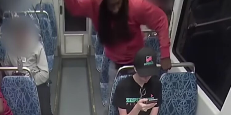 Βόρεια Καρολίνα: Δεν θα δικαστεί ο 35χρονος που δολοφόνησε την 23χρονη Ουκρανή μέσα σε τρένο – Κρίθηκε ψυχικά ανίκανος, είχε διαγνωστεί με σχιζοφρένεια