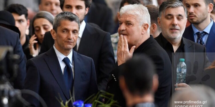 Μιρτσέα Λουτσέσκου: Με επικεφαλής τον Νίκο Σαββίδη η αντιπροσωπεία του ΠΑΟΚ στην κηδεία του πατέρα του Ραζβάν Λουτσέσκου