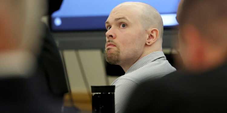 Τέξας: Ο κούριερ που σκότωσε την 7χρονη τραγουδούσε το «Jingle Bell Rock» καθώς τη δολοφονούσε στο φορτηγό του