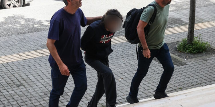 Δολοφονία στα Μάλγαρα: Προφυλακίστηκε και ο δεύτερος κατηγορούμενος – «Τράβηξα τη σκανδάλη και “πάγωσα”»