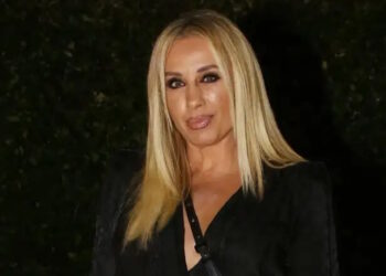 Η Γωγώ Μαστροκώστα θα ταφεί δίπλα στον πατέρα της στο Ευηνοχώρι Μεσολογγίου – Σήμερα η κηδεία της στο Ελληνικό
