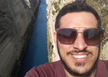 Κόρινθος: Σκοτώθηκε σε τροχαίο ο διευθυντής του δημοτικού σχολείου Φενεού – Έπεσε σε ρέμα με το αυτοκίνητο