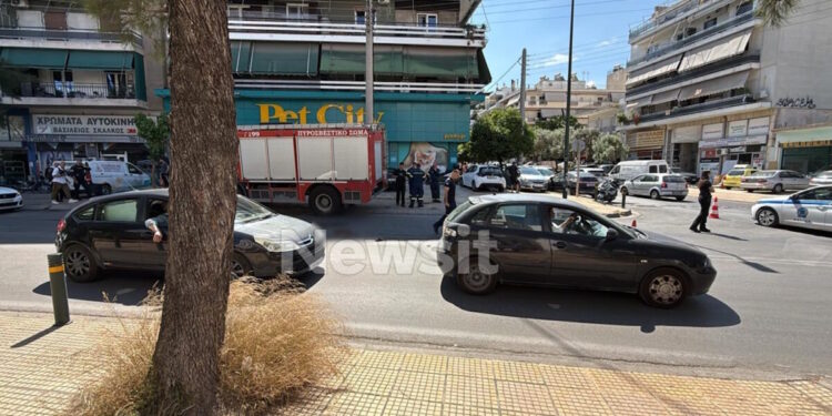 Πατήσια: Βίντεο ντοκουμέντο από τη στιγμή που φορτηγό παρασύρει και σκοτώνει την ηλικιωμένη