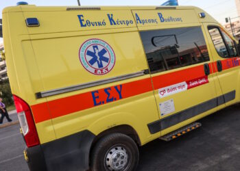 Τροχαίο δυστύχημα στην Αγία Παρασκευή με θύμα 22χρονο οδηγό μηχανής