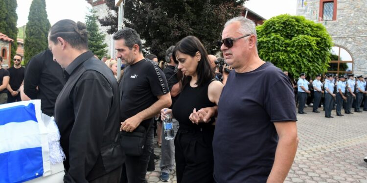Γυναικοκτονία στη Δράμα: Συγκλονίζει η αδελφή της 45χρονης – «Η σιωπή σκοτώνει και η κακοποίηση δεν είναι ιδιωτική υπόθεση»
