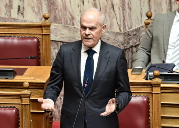 Στην κηδεία του Νίκου Ταγαρά την Τετάρτη ο Κυριάκος Μητσοτάκης