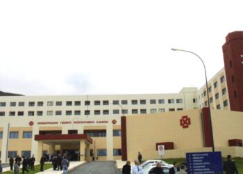 Χανιά: 40χρονος αυτοκτόνησε πέφτοντας από μπαλκόνι νοσοκομείου – Ασθενείς και συνοδοί προσπάθησαν να τον αποτρέψουν