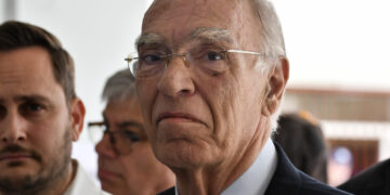 Κηδεία Βασίλη Λεβέντη: Το μεσημέρι της Παρασκευής το τελευταίο «αντίο» στον πρόεδρο της Ένωσης Κεντρώων