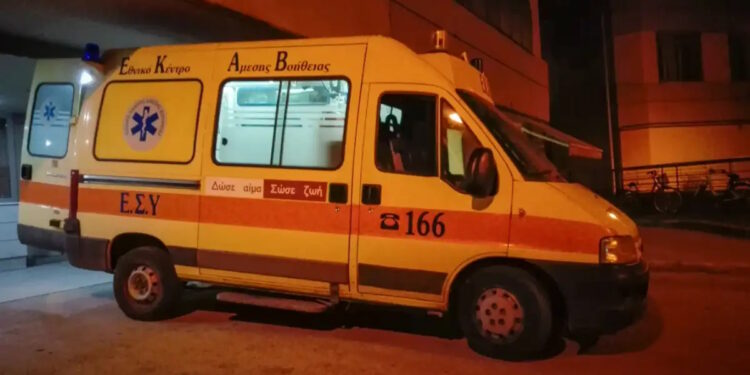 Τροχαίο δυστύχημα στον Ομαλό – Άνδρας έπεσε με το αυτοκίνητο σε γκρεμό